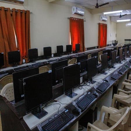Vidyabharti Trust College Of Master in computer Application Surat Academic Facilities photo 4